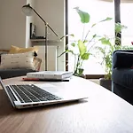 Large & Cosy Apartment For 7 Near City Center